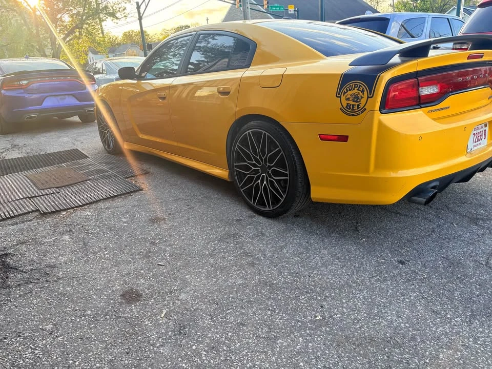2012 Dodge Charger SRT & 392 7th Gen - Image 4 of 18