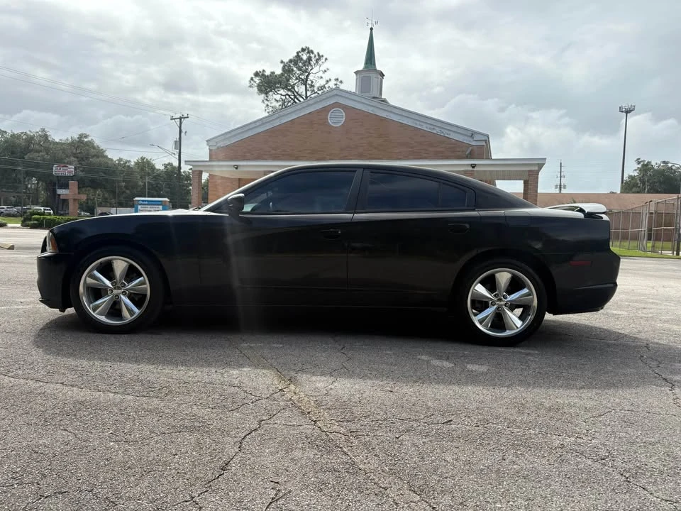 2012 Dodge Charger 6th Gen - Image 4 of 14