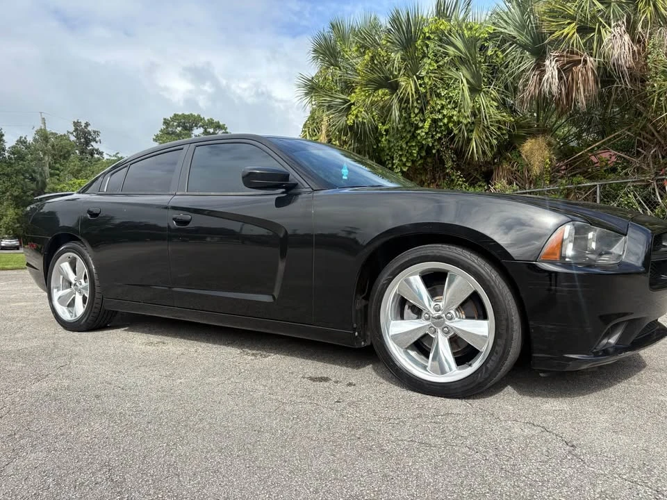 2012 Dodge Charger 6th Gen - Image 2 of 14