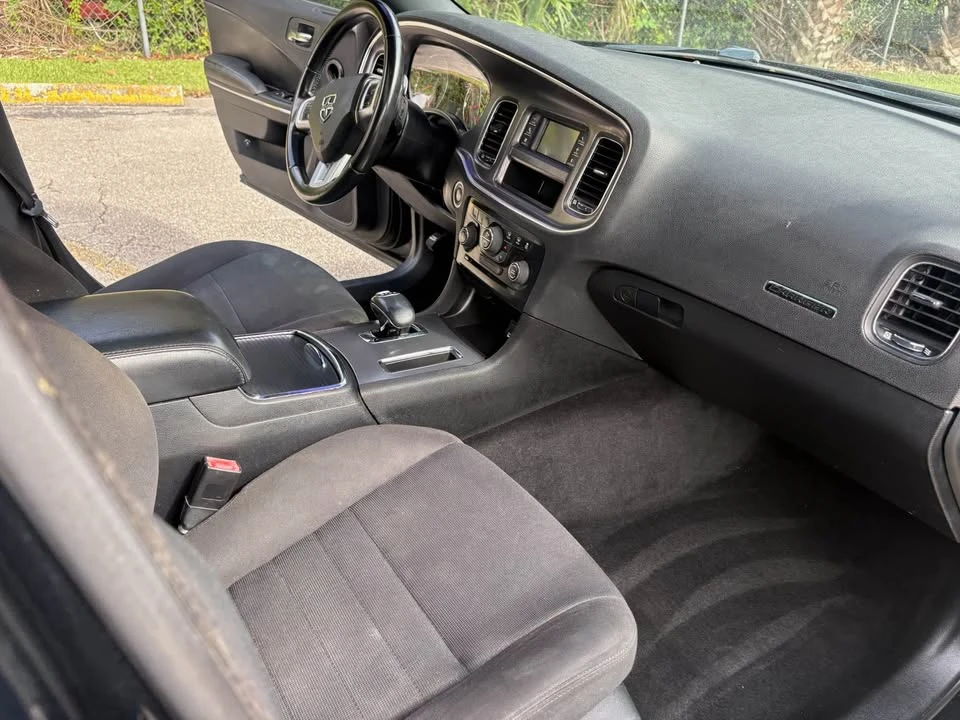 2012 Dodge Charger 6th Gen - Image 9 of 14