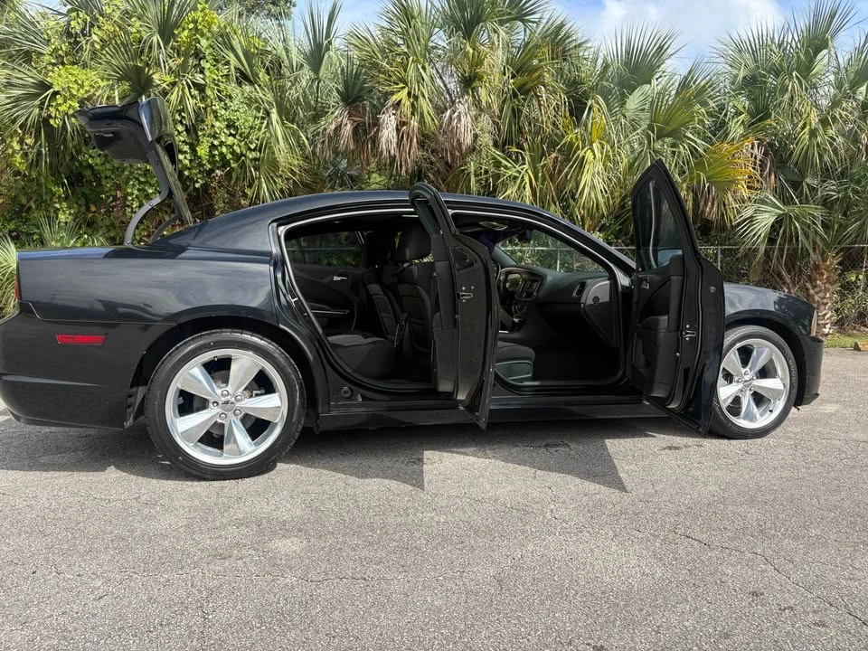 2012 Dodge Charger 6th Gen - Image 14 of 14