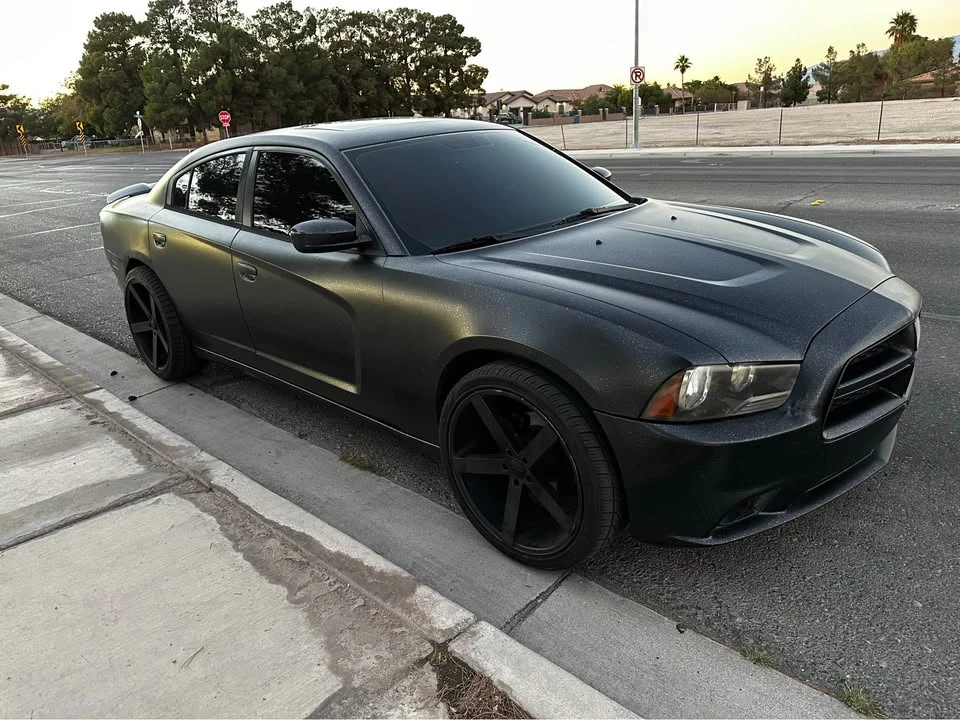 2012 Dodge Charger 7th Gen - Image 2 of 9