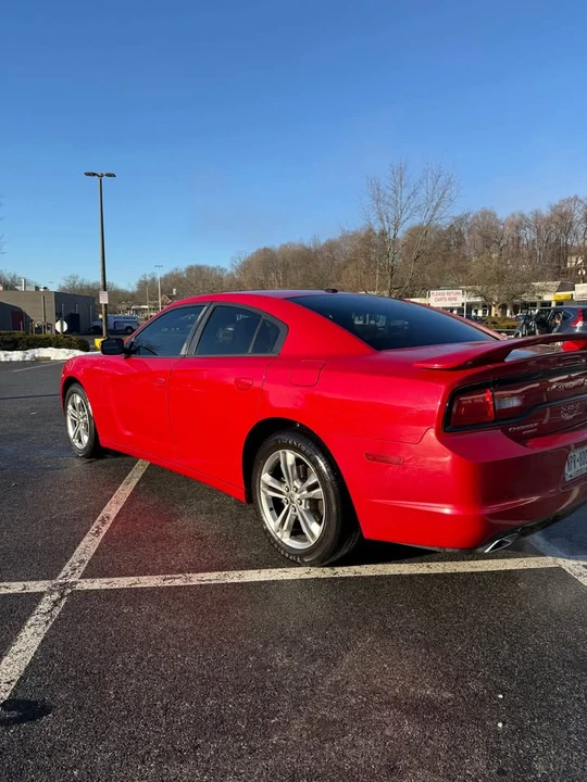 2012 Dodge Charger 7th Gen - Image 2 of 13