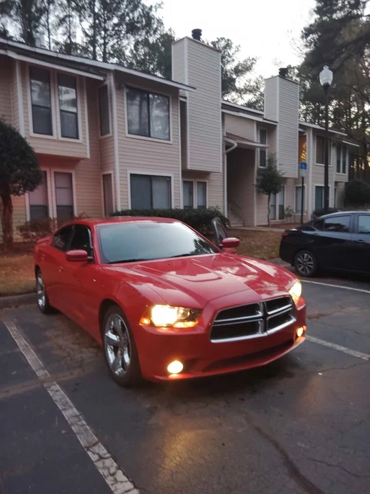 2012 Dodge Charger 6th Gen - Image 9 of 20