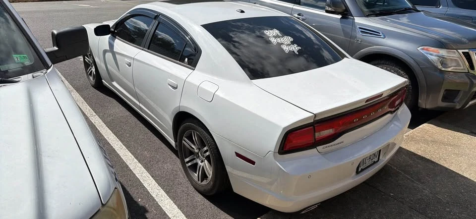 2012 Dodge Charger 7th Gen - Image 2 of 11