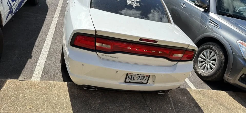 2012 Dodge Charger 7th Gen - Image 3 of 11