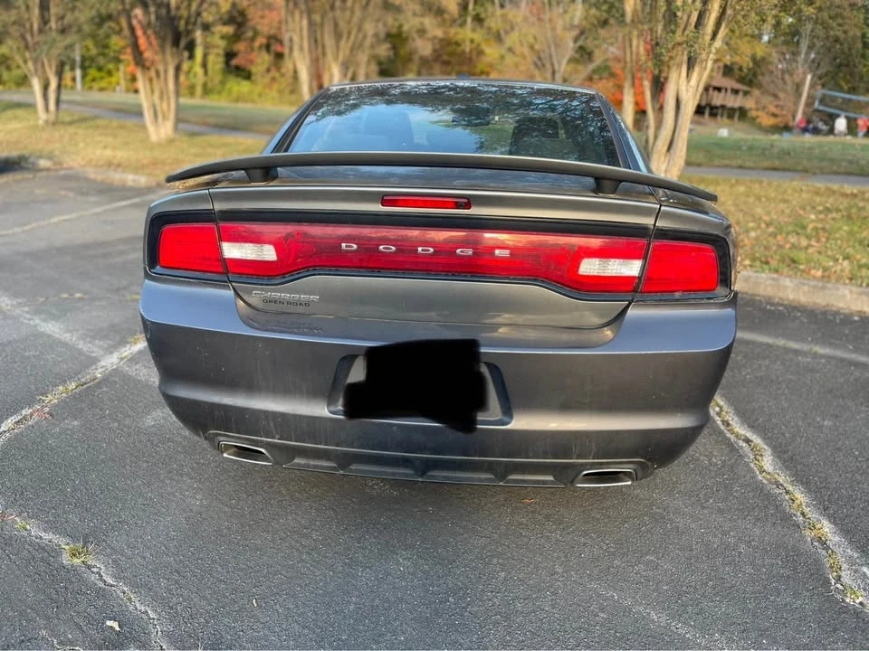 2012 Dodge Charger 7th Gen - Image 6 of 9