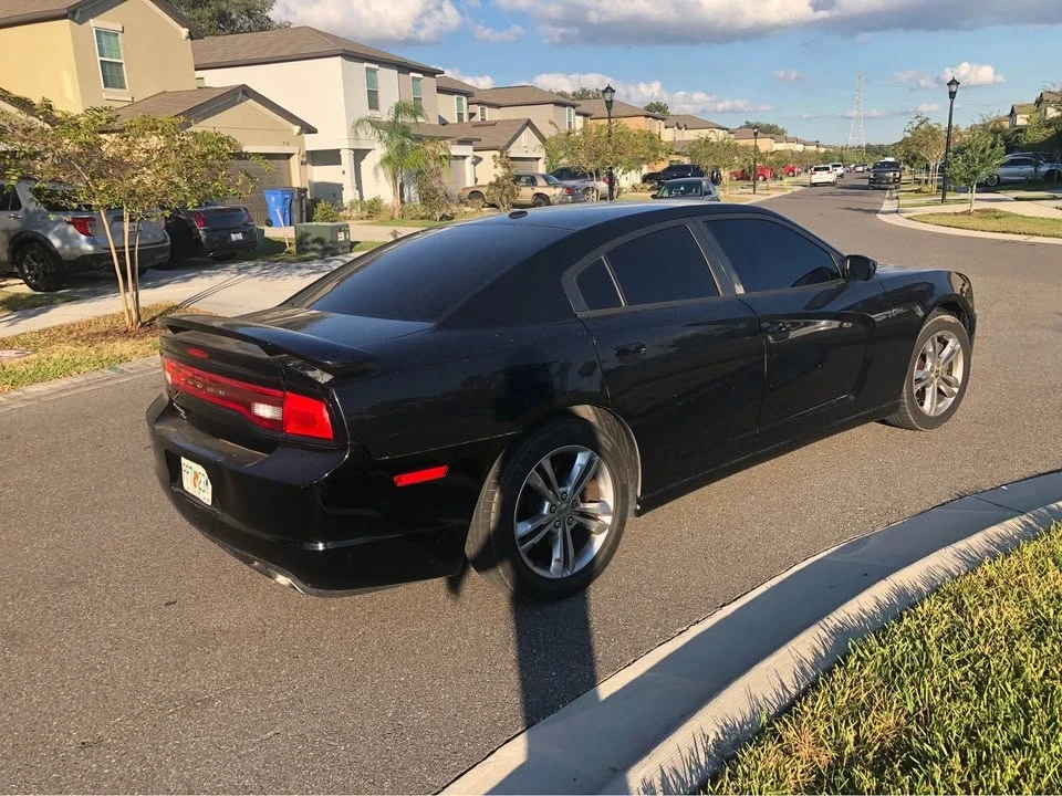 2012 Dodge Charger 6th Gen - Image 4 of 9