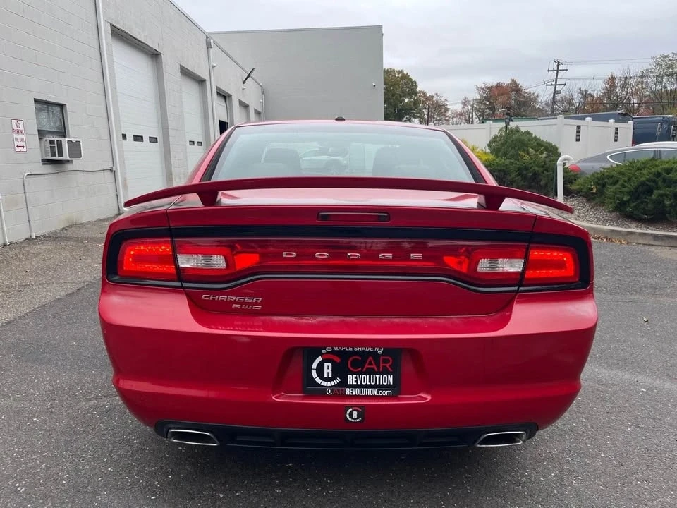 2012 Dodge Charger 7th Gen - Image 4 of 13