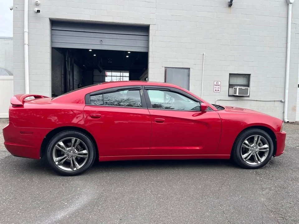 2012 Dodge Charger 7th Gen - Image 6 of 13