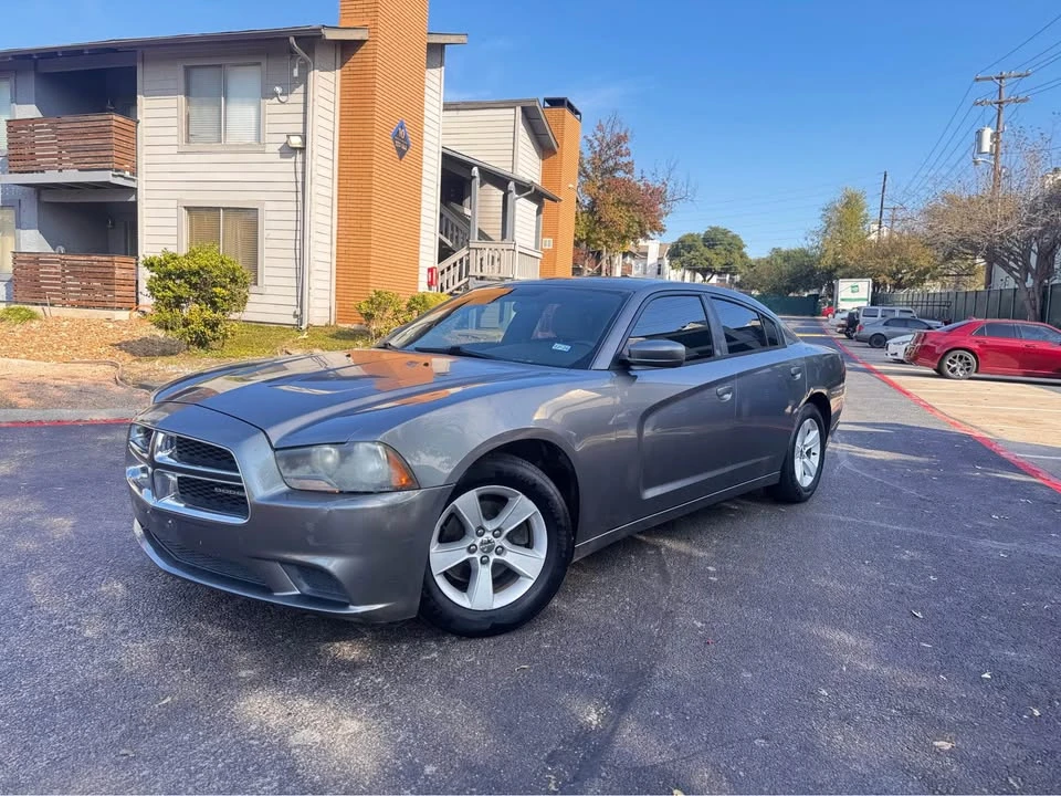 2012 Dodge Charger 6th Gen - Image 8 of 10