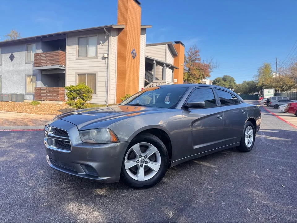 2012 Dodge Charger 6th Gen - Image 5 of 10
