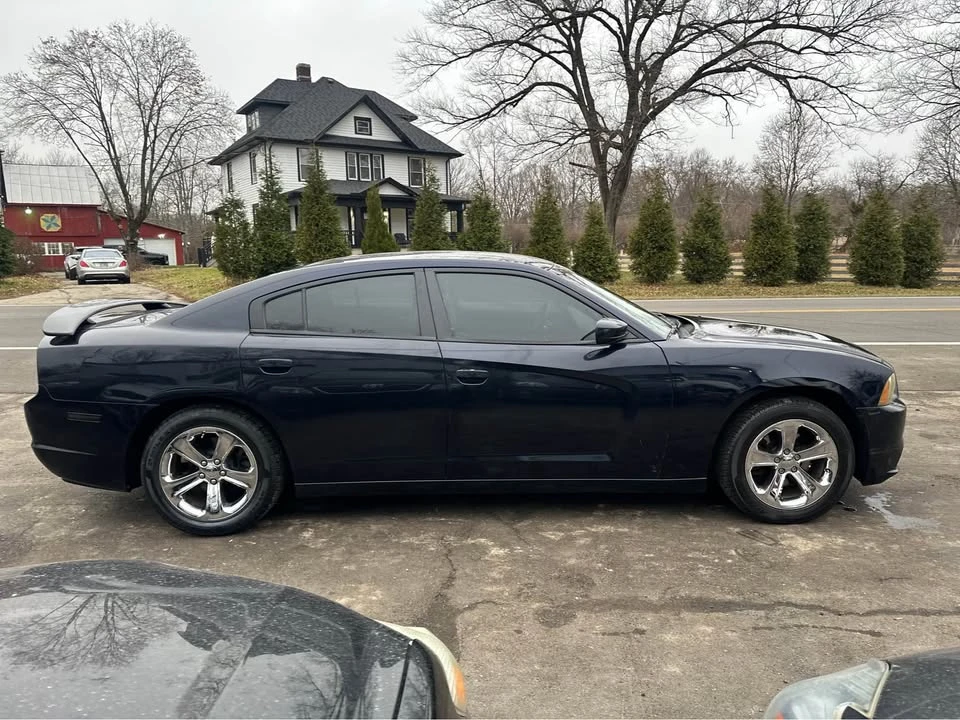 2012 Dodge Charger 7th Gen - Image 10 of 16