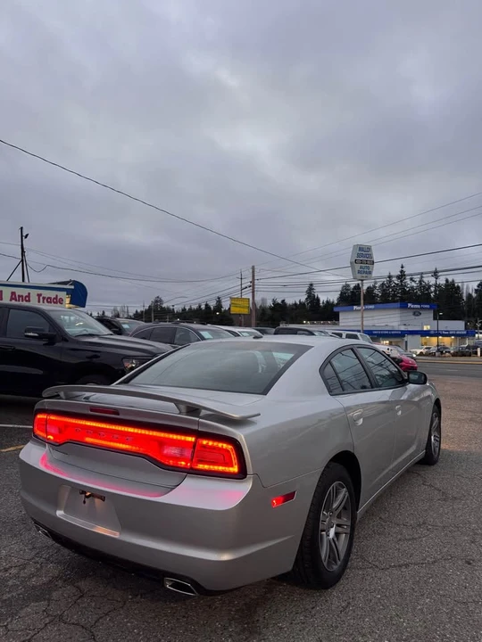 2012 Dodge Charger 6th Gen - Image 7 of 17