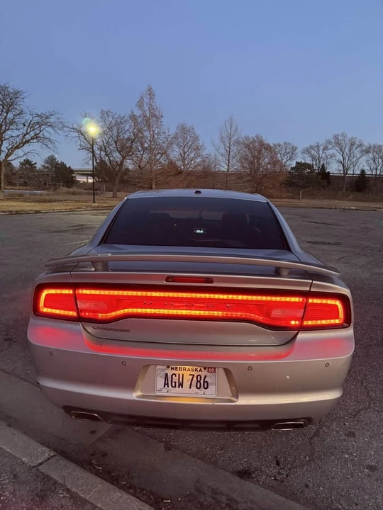 2012 Dodge Charger 7th Gen - Image 6 of 9