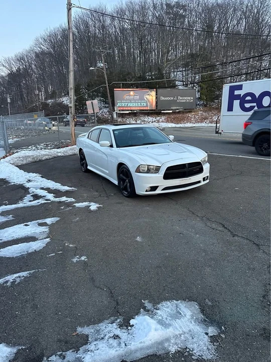 2012 Dodge Charger 7th Gen - Image 3 of 15