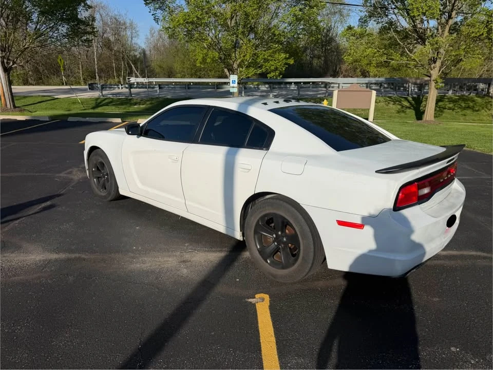 2012 Dodge Charger 7th Gen - Image 3 of 13