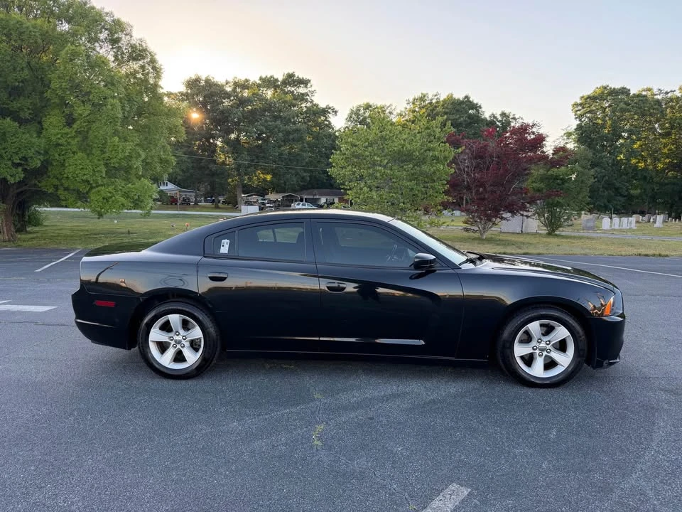 2012 Dodge Charger 7th Gen - Image 6 of 16