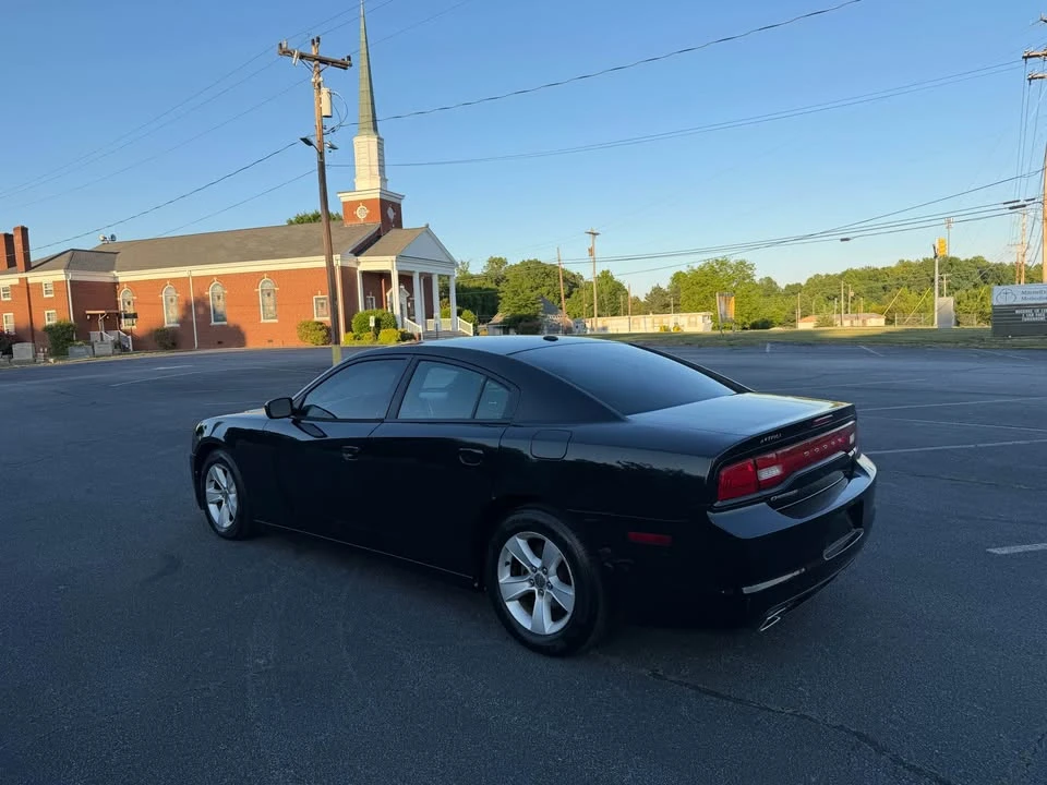 2012 Dodge Charger 7th Gen - Image 3 of 16