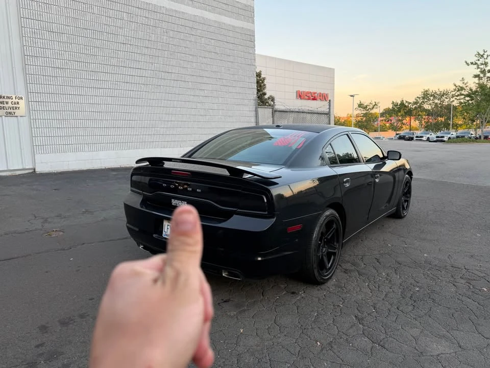 2012 Dodge Charger 7th Gen - Image 6 of 9
