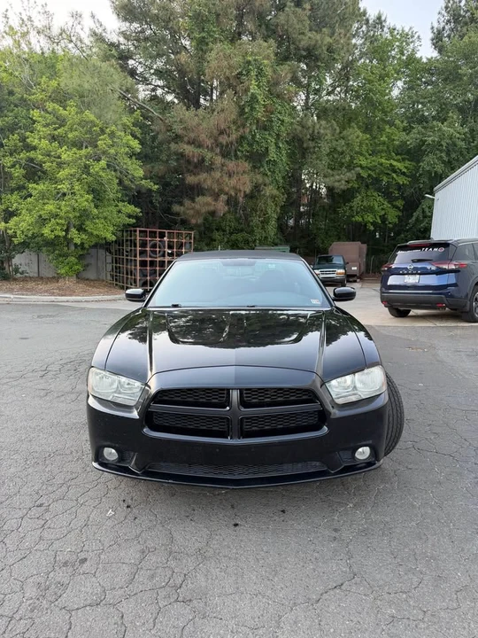 2012 Dodge Charger 7th Gen - Image 2 of 9