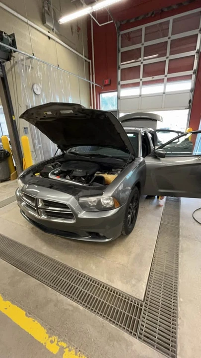 2012 Dodge Charger 7th Gen - Image 5 of 10