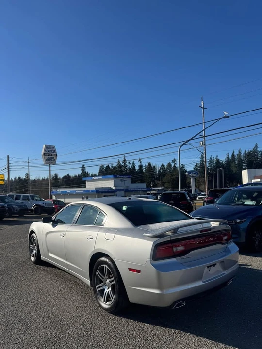 2012 Dodge Charger 7th Gen - Image 2 of 11