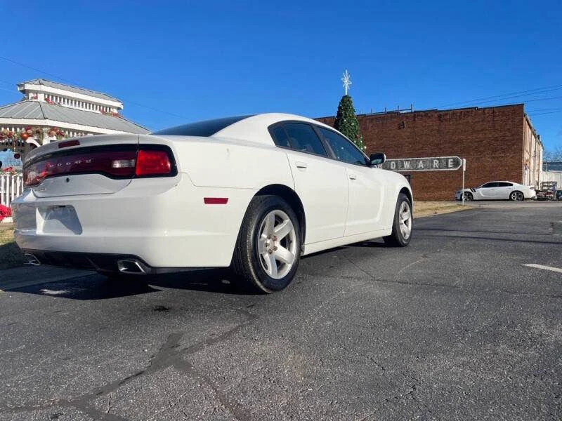 2012 Dodge Charger 7th Gen - Image 8 of 15
