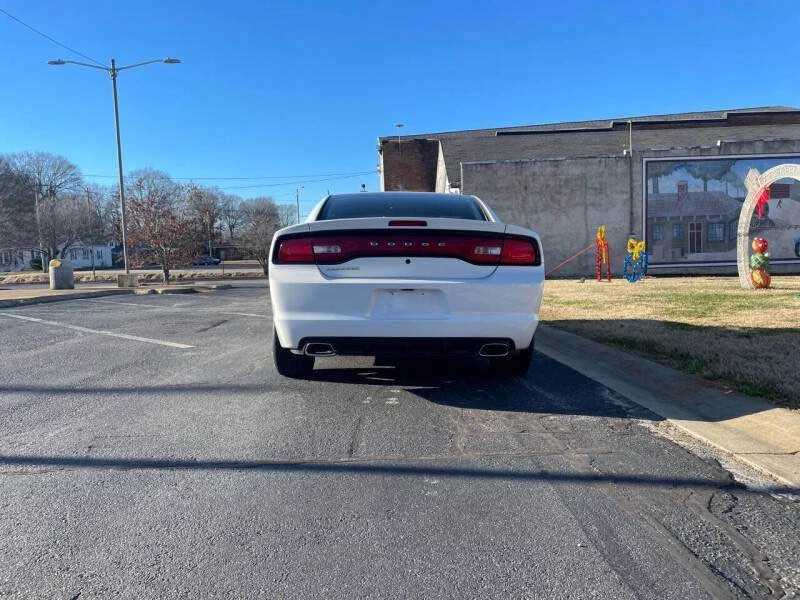 2012 Dodge Charger 7th Gen - Image 7 of 15