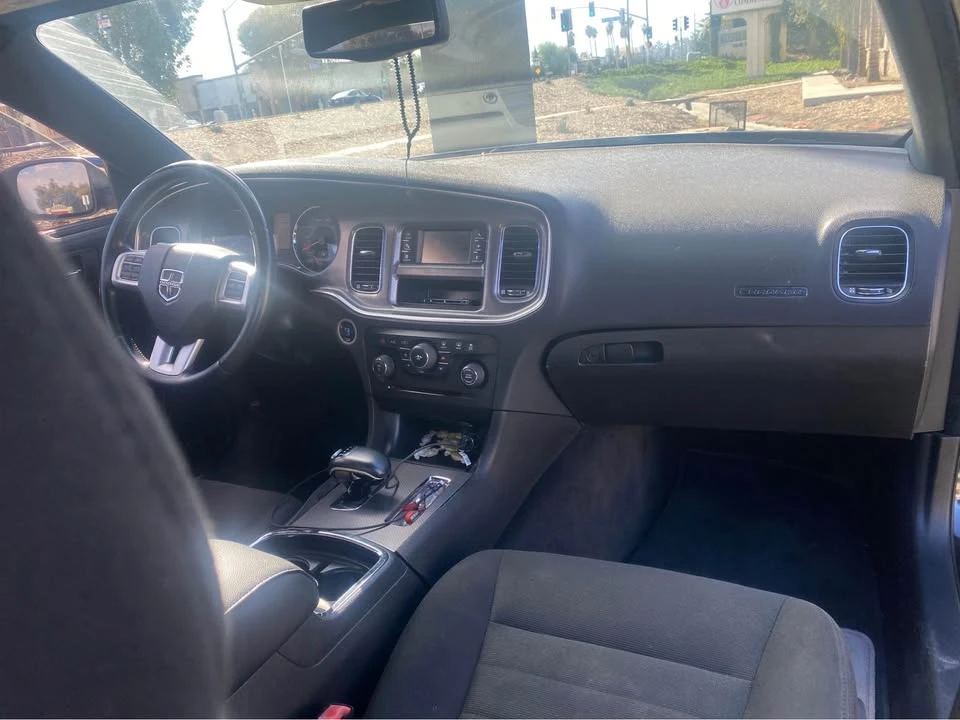 2012 Dodge Charger 7th Gen - Image 5 of 10
