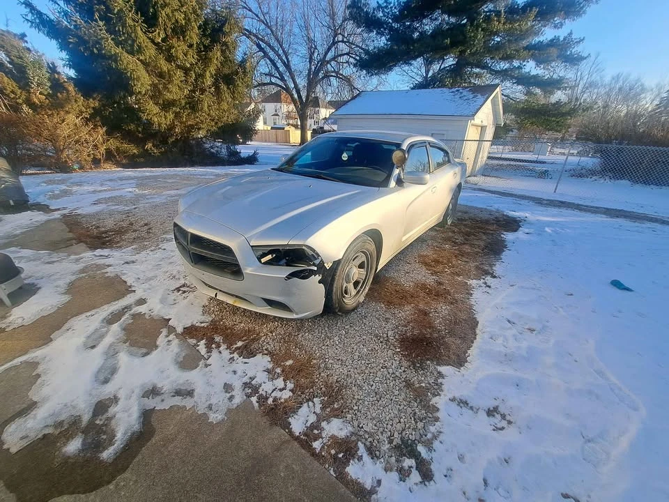 2012 Dodge Charger 7th Gen - Image 2 of 7