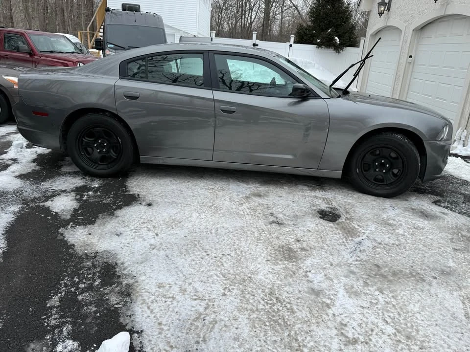 2012 Dodge Charger 7th Gen - Image 2 of 7