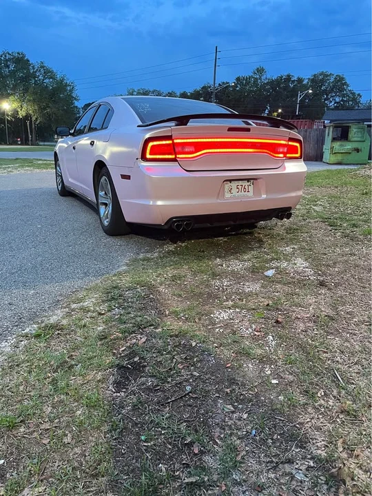 2012 Dodge Charger 7th Gen - Image 6 of 17