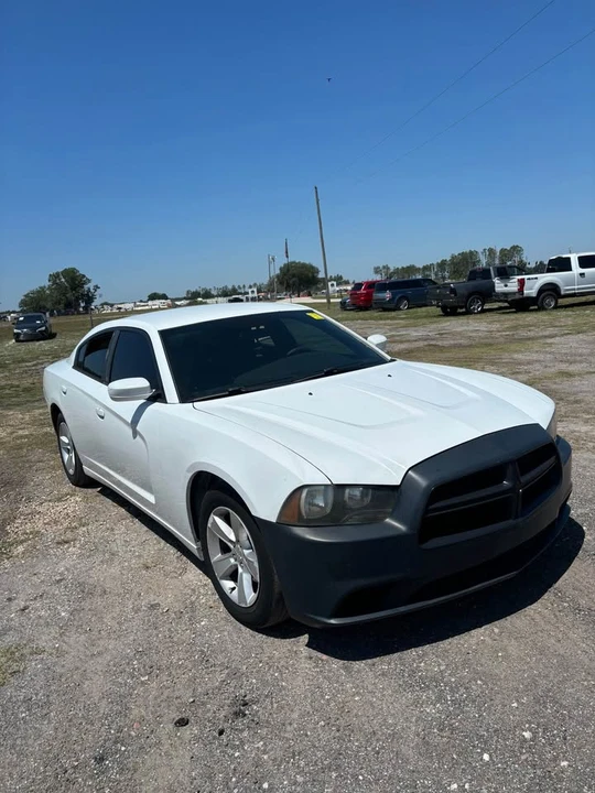 2012 Dodge Charger 7th Gen - Image 2 of 7