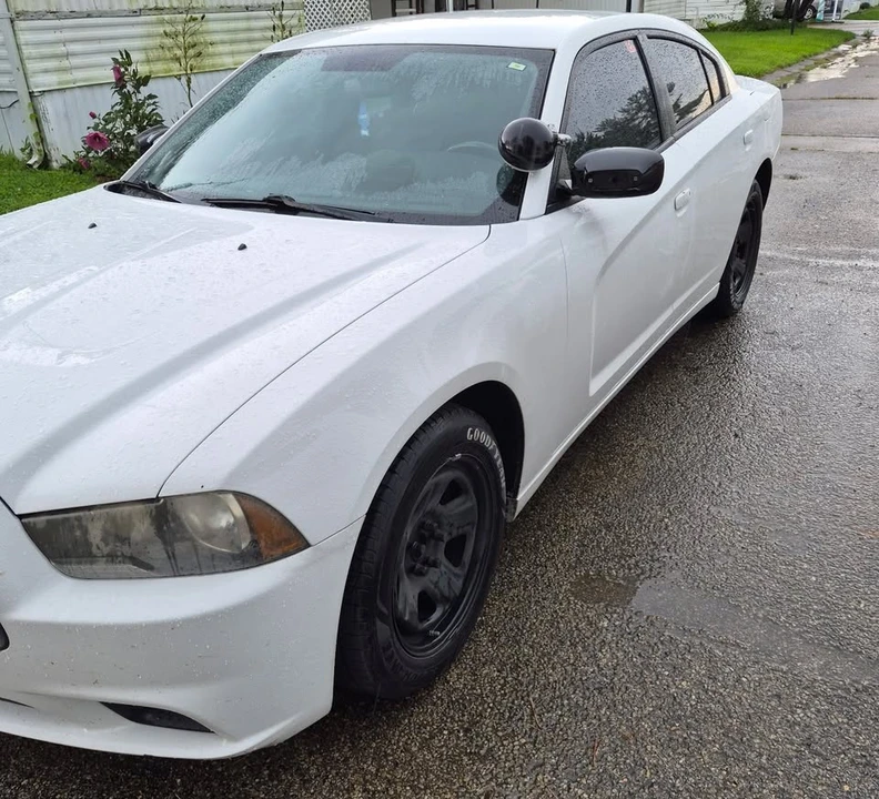 2012 Dodge Charger 7th Gen - Image 2 of 8