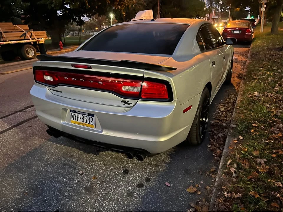 2012 Dodge Charger 7th Gen - Image 3 of 5