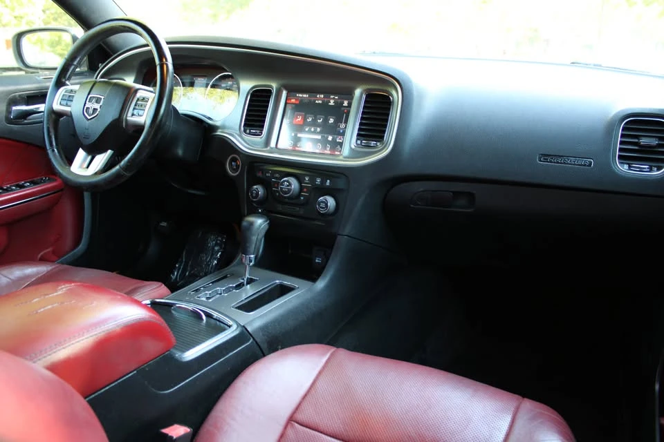 2012 Dodge Charger 7th Gen - Image 17 of 20