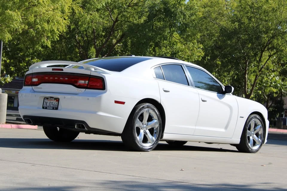 2012 Dodge Charger 7th Gen - Image 4 of 20