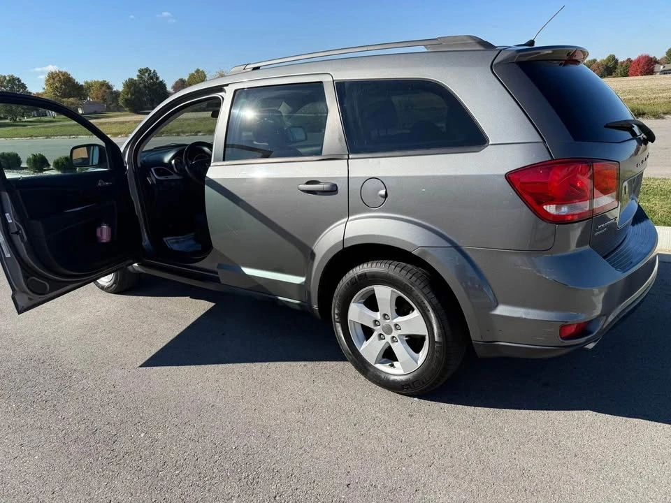 2012 Dodge Journey - Image 2 of 7