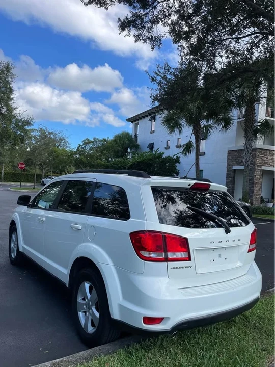 2012 Dodge Journey - Image 8 of 17