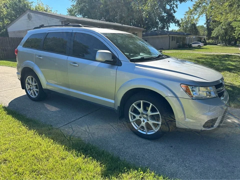 2012 Dodge Journey - Image 2 of 8