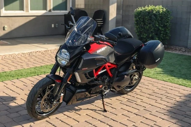 2012 Ducati Diavel - Image 3 of 7