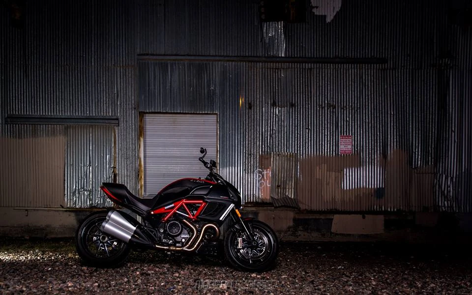 2012 Ducati Diavel - Image 5 of 8
