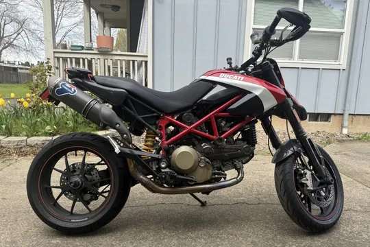 2012 Ducati Hypermotard - Image 3 of 6