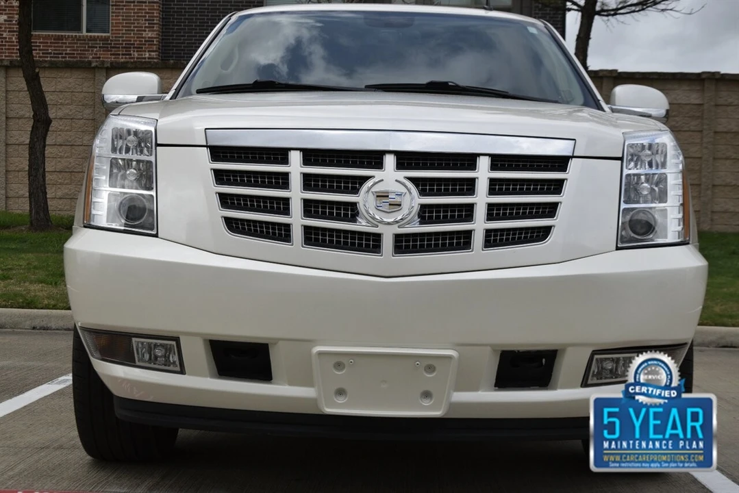 2012 Cadillac Escalade & EXT 3rd Gen - Image 3 of 4