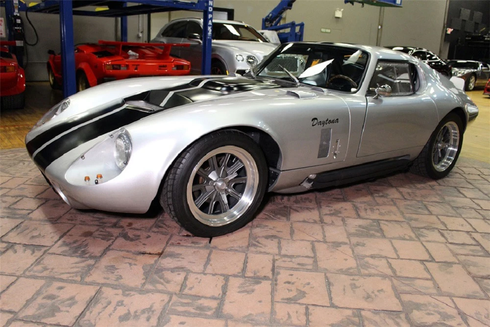 2012 Factory Five Type 65 - Image 2 of 9