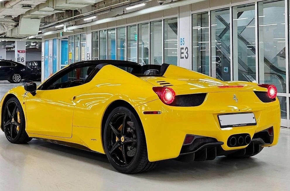 2012 Ferrari 458 Italia - Image 17 of 19