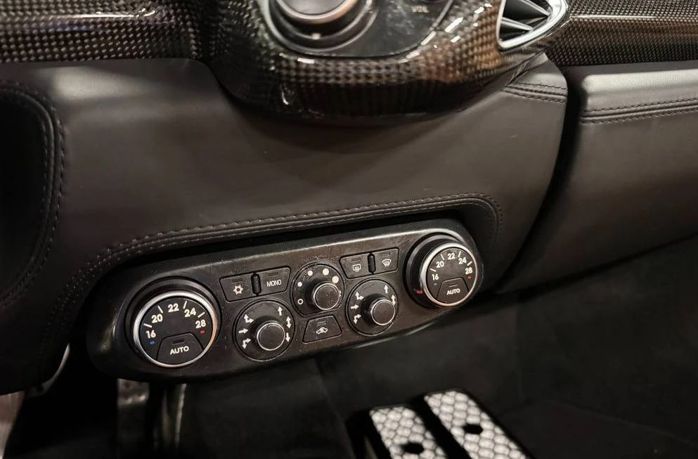 2012 Ferrari 458 Italia - Image 6 of 15