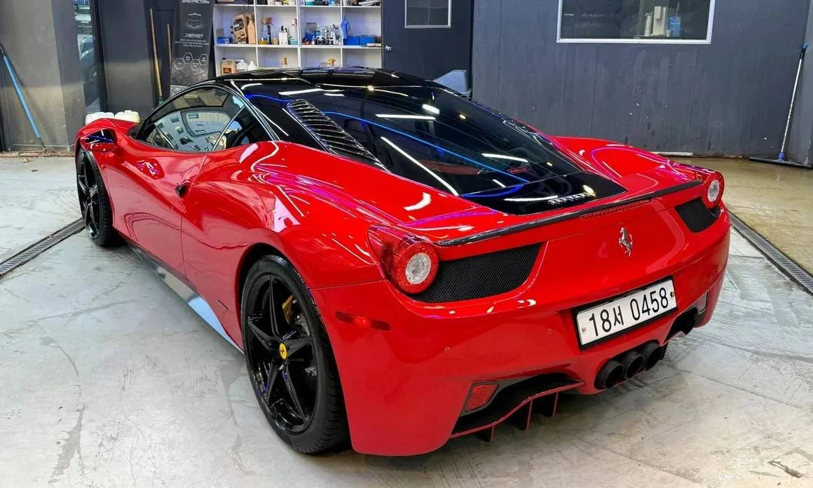 2012 Ferrari 458 Italia - Image 7 of 16