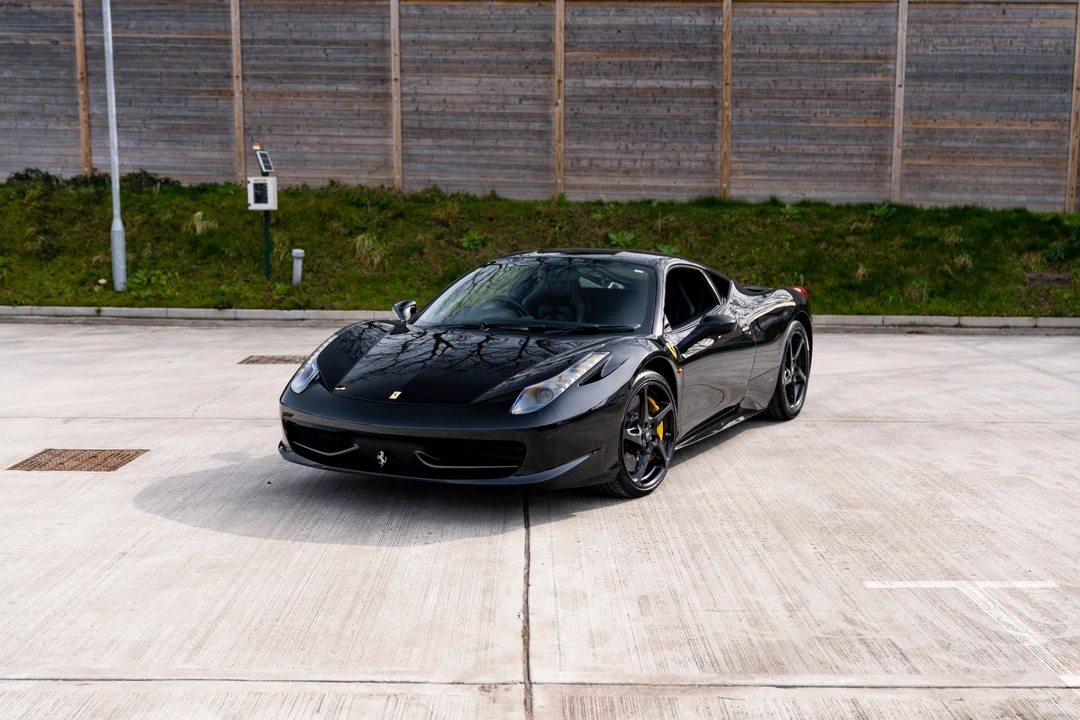 2012 Ferrari 458 Italia - Image 4 of 31